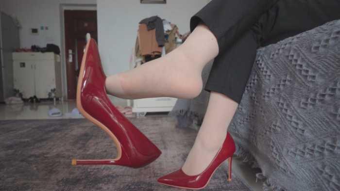 【爱秀套图】【贝琳】肉丝虐狗奴合集 BLHJ1