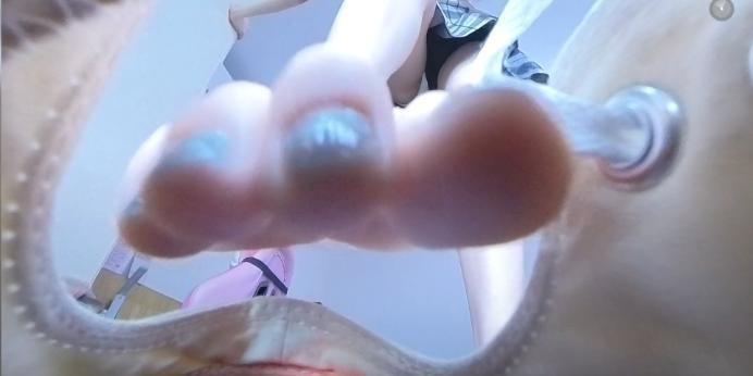 【爱秀套图】【GTS VR】莫瑶女神GTS这么小人入鞋入袜 JS250612~5