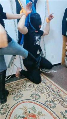 【爱秀套图】【西安欣】囚禁吊绑虐打刑奴