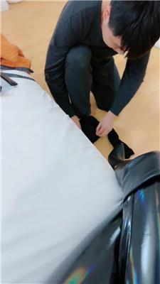 【爱秀套图】【腿腿祖宗】凶狠御姐-皮裤皮靴玩虐下贱表弟