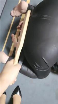 【爱秀套图】【东营天香百合】肉丝脚踩/枷锁囚禁/虐乳