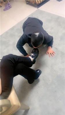 【爱秀套图】【蜜糖情侣】双S-跪舔脏鞋/骑狗背/耳光