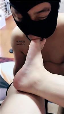 冷颜掐乳/舔靴子/吮吸脚趾 JS241018-2