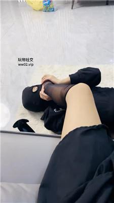 沐沐大大跪舔黑丝高跟/踩踏/骑马 JS241017-42