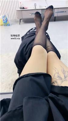 沐沐大大跪舔黑丝高跟/踩踏/骑马 JS241017-42