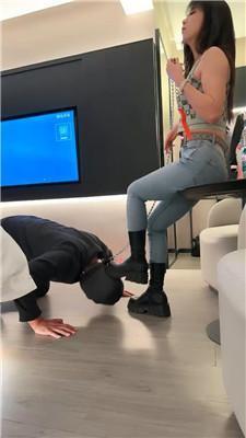 梦涵短靴白袜高跟裸足引导小白狗 bf45975