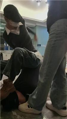 DO猫双S-舔不干净鞋子被暴揍三视角版 bf45780