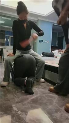 DO猫双S-舔不干净鞋子被暴揍三视角版 bf45780