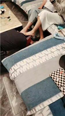 DO猫桌底视角-带闺蜜虐脚下奴三视角版 JS241012-9