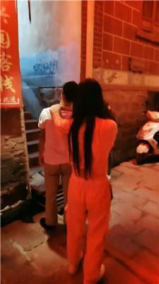 【爱秀套图】【圈养基地】双S-户外古城抓狗重度虐JS240812-3