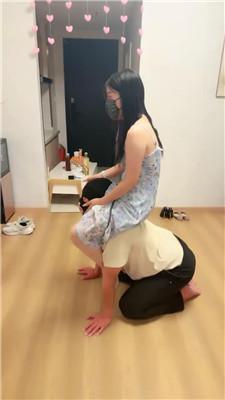 暖暖耳光/铆钉高跟踩/镜前羞辱/狂吸肉丝脚 bf43607