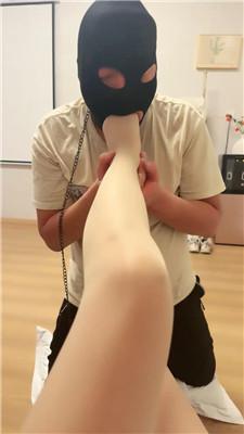 暖暖耳光/铆钉高跟踩/镜前羞辱/狂吸肉丝脚 bf43607