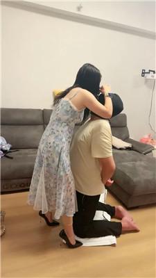 暖暖耳光/铆钉高跟踩/镜前羞辱/狂吸肉丝脚 bf43607