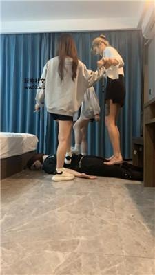 欣婷3S-小白鞋白袜+高跟踩踏三视角版 bf45957