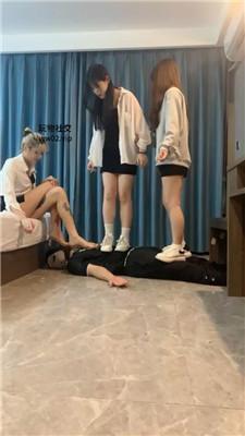 欣婷3S-小白鞋白袜+高跟踩踏三视角版 bf45957