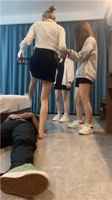 欣婷3S-小白鞋白袜+高跟踩踏三视角版 bf45957