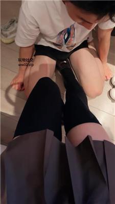 不甜双S洛丽塔-黑丝白丝踩虐/羞涩舔jio双视角版 JS241017-22