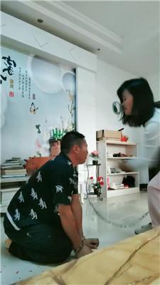 若曦手铐捆绑栓狗链/滴蜡/舔红船袜/坐狗背完整版JS241017-4