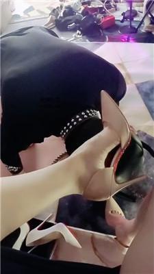 美柠高跟踩狗头/骑马骑脖 JS241023-13