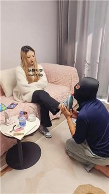 【爱秀套图】【万灵】可爱学妹S-舔脏鞋白棉袜/脚插嘴/喂圣水bf46158