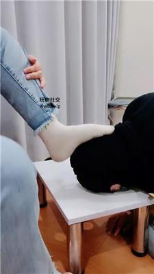 【爱秀套图】【拽拽】伺候沐足/白袜脚踩/转胯狗爬/spJS241023-26