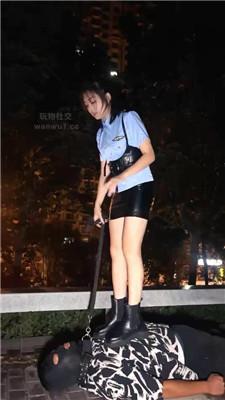 泡泡深夜户外狗链遛狗犬化 bf44287