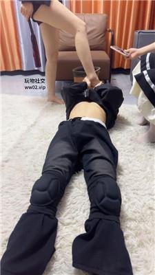 白兔双S-轮流踩踏舔鞋舔脚/鞭打双视角版 bf46519