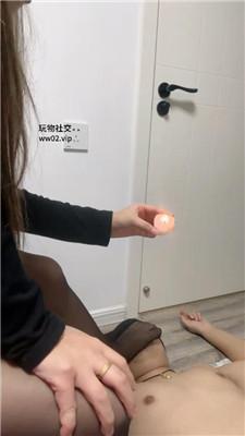 瑶瑶黑丝高跟踩虐恋足舔/滴蜡 bf46560