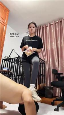 泡泡巧克力脏鞋底-踩踏喂食呕吐物 bf46503