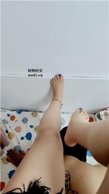 李老师骑狗背裸足踩踏 bf46505