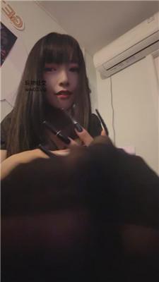 偏不万圣吸血鬼榨 JS241101-27