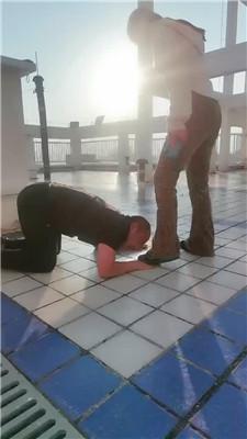 西北傻子173学生主楼顶调-圣水浓痰烟痰 bf46476