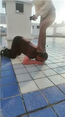 西北傻子173学生主楼顶调-圣水浓痰烟痰 bf46476