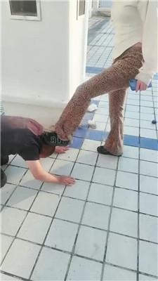 西北傻子173学生主楼顶调-圣水浓痰烟痰 bf46476