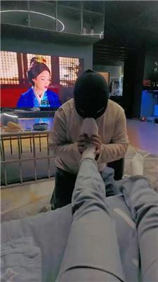 咩祖双S-原味白袜脚玩家奴/踢裆耳光 JS241101-17