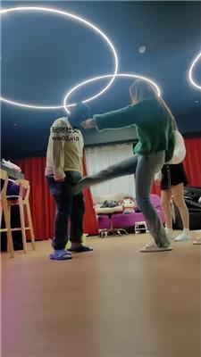 咩祖双S-原味白袜脚玩家奴/踢裆耳光 JS241101-17