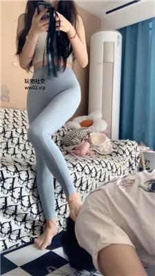 丝雯骑马sp/裸足踩磕头/监督家务奴 bf46402