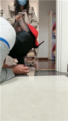 桃子老师高跟黑丝踩狗爪/舔脏鞋/揪耳朵/掐乳 bf46405