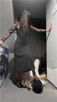 狗哥抽耳光/舔黑丝高跟/转胯踩踏/赏赐圣水 bf46329