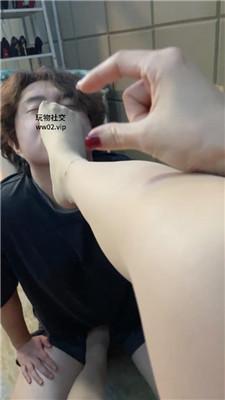 魔鬼天使肉丝脚捂脸窒息 JS241028-16