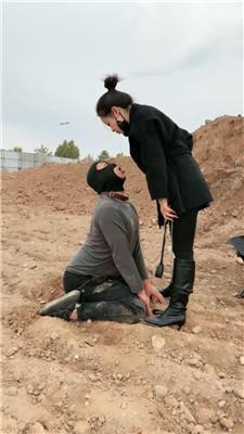 辣姐户外泥地训练人形犬 bf46253