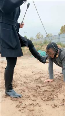 辣姐户外泥地训练人形犬 bf46253