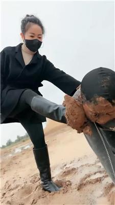 辣姐户外泥地训练人形犬 bf46253