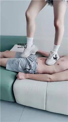 糟糕糕运动鞋白袜+黑丝高跟全体重踩踏 bf46257