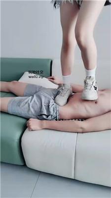 糟糕糕运动鞋白袜+黑丝高跟全体重踩踏 bf46257