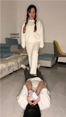 凶大无挠喜欢闻原味的贱奴 JS241027-9