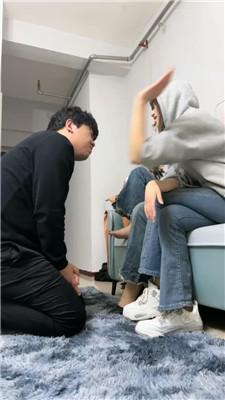 萝卜双女暴打贱狗耳光脸都打肿了 JS241026-15