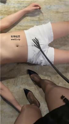 魔鬼天使黑丝脚踩虐/坐脸窒息/掐乳 bf46195