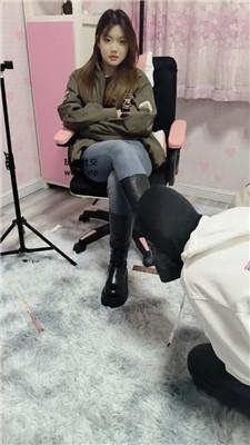 苏苏双S-骑马狗爬/sp鞭打/舔脏鞋 bf49940