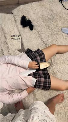 小凤梨把闺蜜绑起来好好虐 JS241113-20